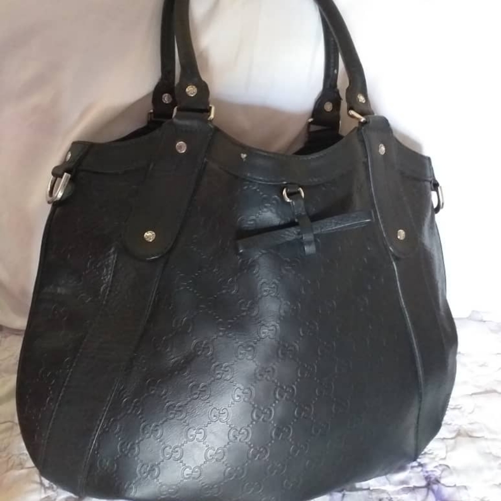 Authentic Gucci leather bag